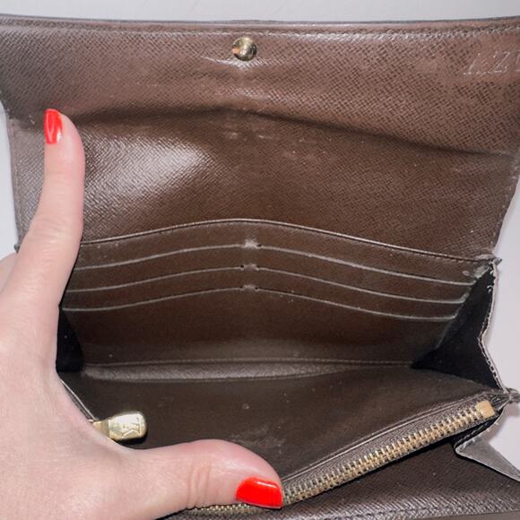Authentic Louis Vuitton Damier Ebene Sarah Bifold Long Wallet - Picture 14 of 16